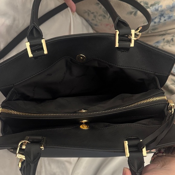 Calvin Klein Black Crossbody Bag with Floral Embroidery - Picture 5 of 6